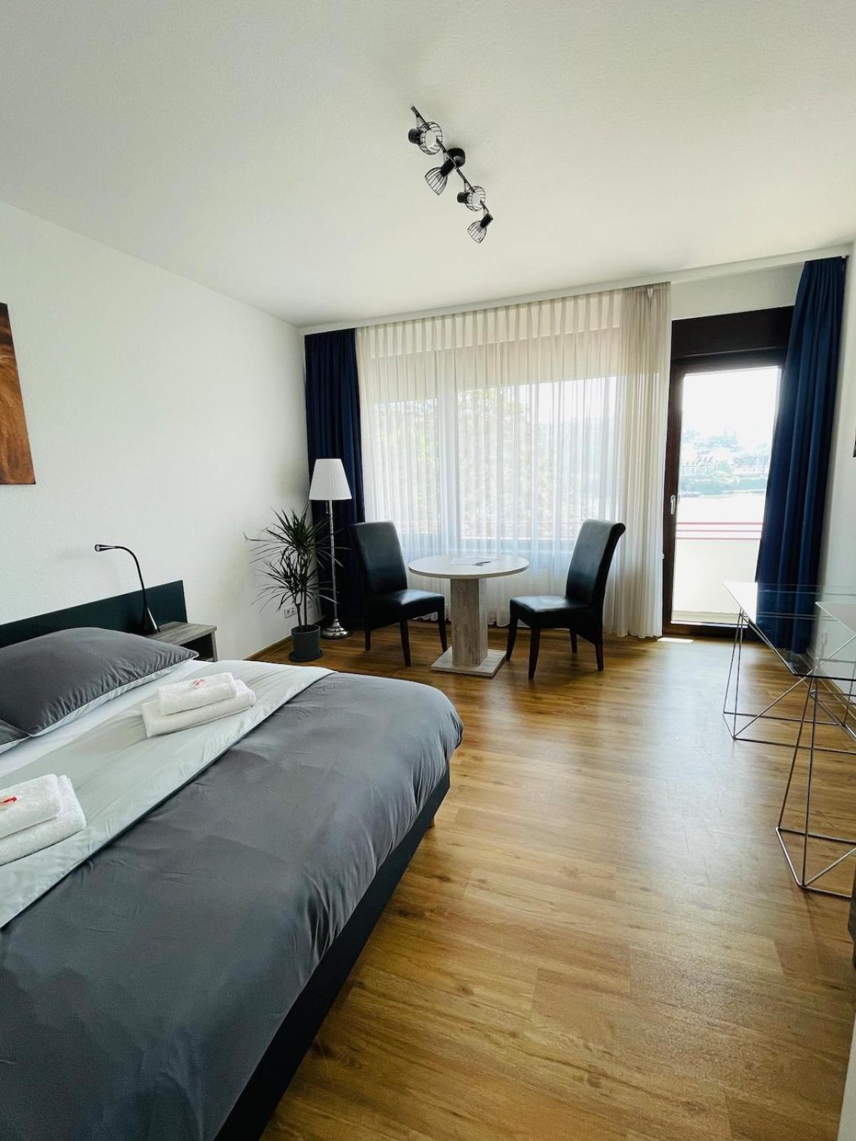 Am Deutschen Eck Apartment *